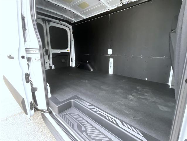2027 Ford Transit Cargo Van Base