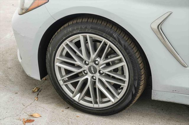 2020 Genesis G70 2.0T RWD