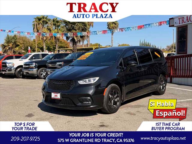2022 Chrysler Pacifica Hybrid Touring L for sale in Tracy, CA