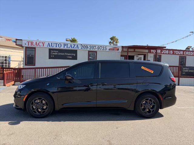 2022 Chrysler Pacifica Hybrid Touring L