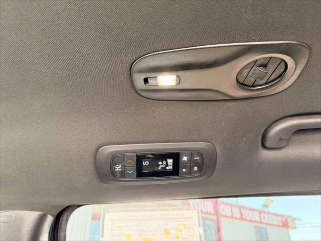 2022 Chrysler Pacifica Hybrid Touring L