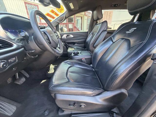 2022 Chrysler Pacifica Hybrid Touring L