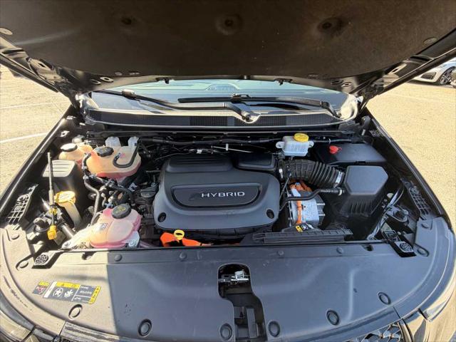 2022 Chrysler Pacifica Hybrid Touring L