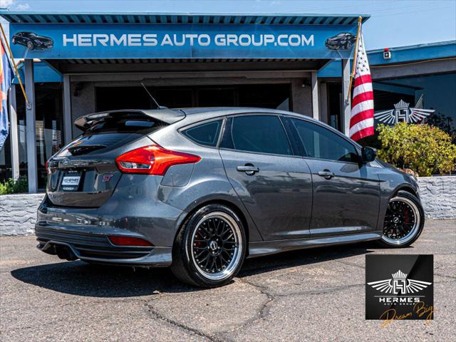 2017 Ford Focus ST Hatchback 4D