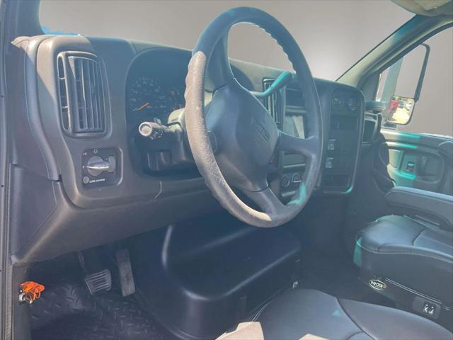 2003 GMC TC4500 C4500 Regular Cab
