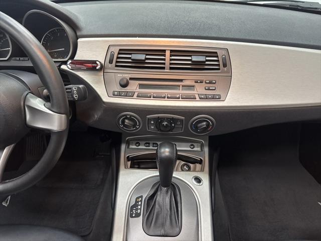 2003 BMW Z4 2.5i