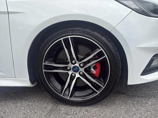 2015 Ford Focus ST Hatch