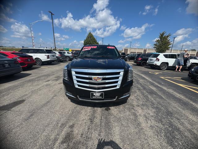 2016 Cadillac Escalade Luxury Collection