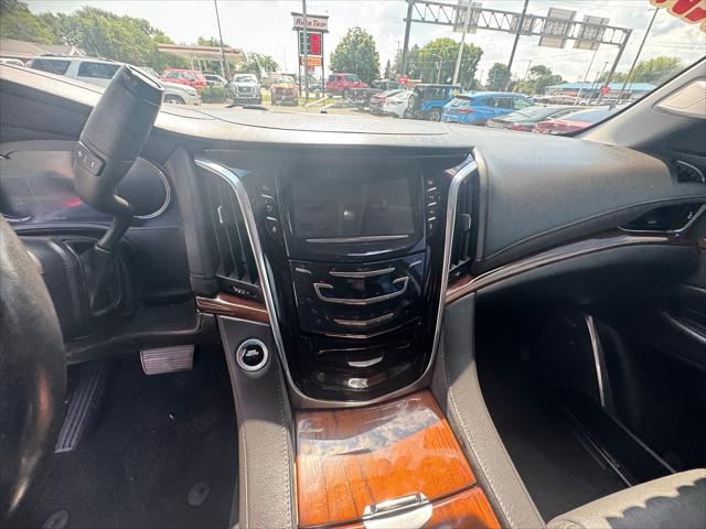 2016 Cadillac Escalade Luxury Collection