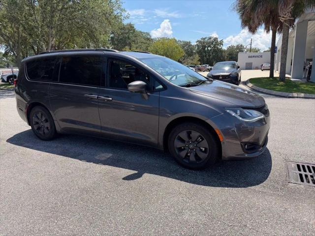 2020 Chrysler Pacifica Hybrid Limited for sale in Jacksonville, FL
