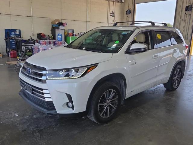 2019 Toyota Highlander Hybrid Limited Platinum for sale in Marysville, OH
