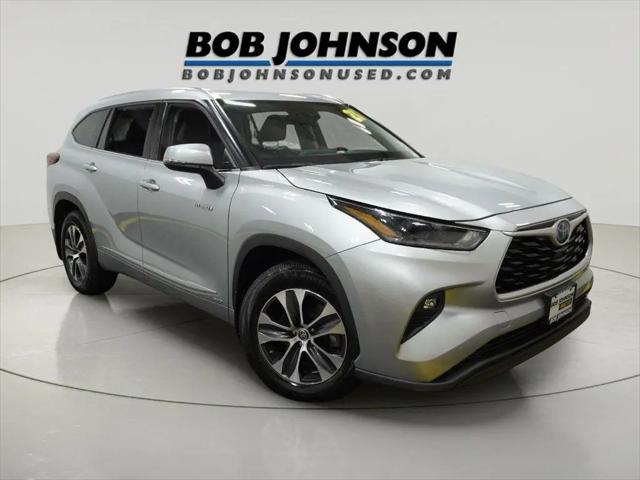 2021 Toyota Highlander Hybrid XLE for sale in Rochester, NY