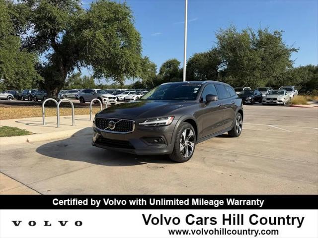 2025 Volvo V60 Cross Country Plus, B5 AWD Gas mild hybrid for sale in Austin, TX