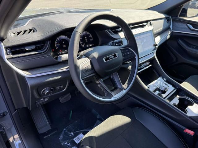 2027 Jeep Grand Cherokee GRAND CHEROKEE LAREDO ALTITUDE 4X4 2027 Jeep Grand Cherokee GRAND CHEROKEE LAREDO ALTITUDE 4X4