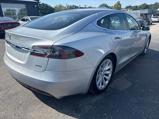 2017 Tesla Model S 90D