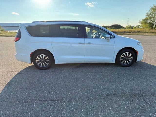 2021 Chrysler Pacifica Hybrid Touring L for sale in Forest Lake, MN