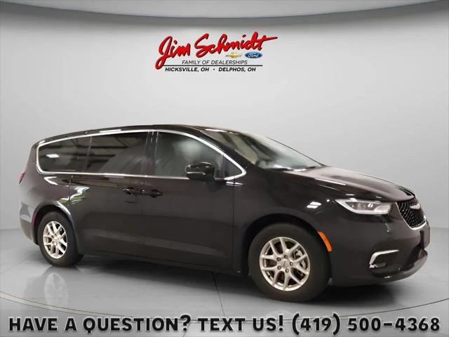 2025 Chrysler Pacifica Select for sale in Hicksville, OH