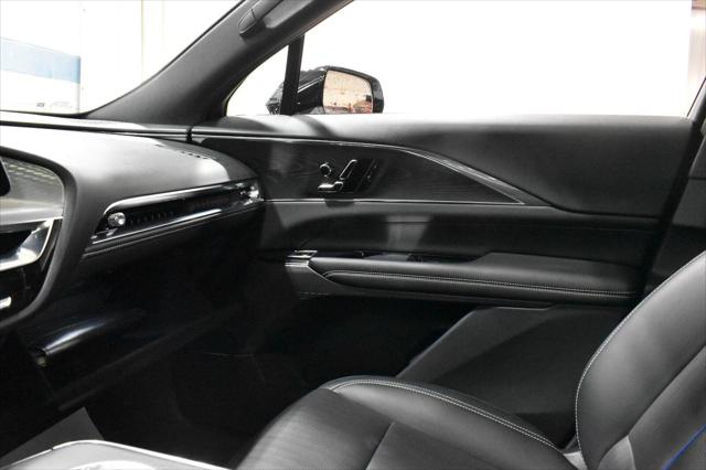 Used 2024 Cadillac LYRIQ Luxury w/1SC For Sale in Toledo, OH