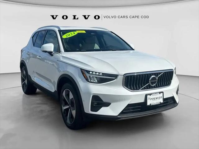 2024 Volvo XC40 B5 Plus Bright Theme for sale in Hyannis, MA