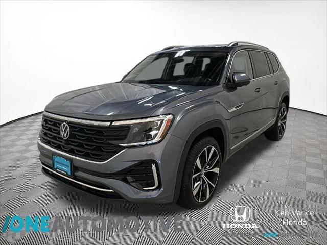 2024 Volkswagen Atlas 2.0T SEL Premium R-Line for sale in Eau Claire, WI