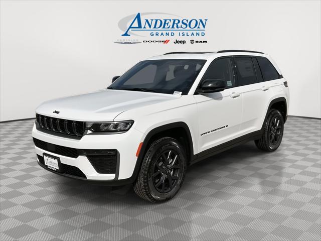 2027 Jeep Grand Cherokee Laredo Altitude for sale in Grand Island, NE
