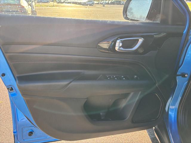 Used 2025 Jeep Compass Trailhawk 4x4 For Sale in Jackson, MI