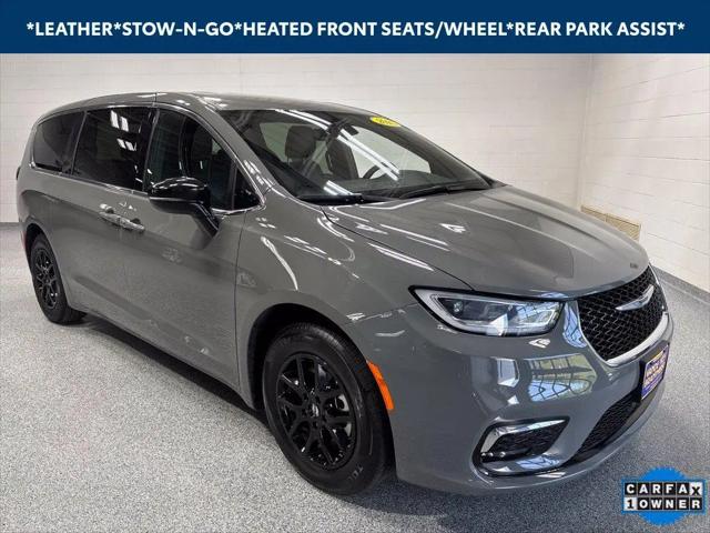 2025 Chrysler Pacifica Select for sale in Chilton, WI