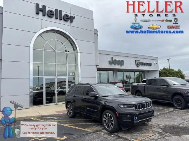 2023 Jeep Grand Cherokee Overland for sale in Pontiac, IL