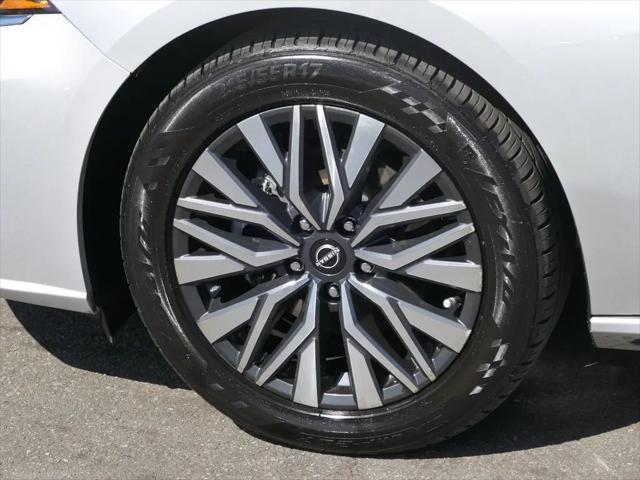2024 Nissan Altima SV FWD