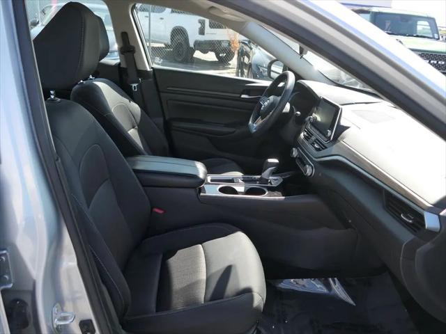 2024 Nissan Altima SV FWD
