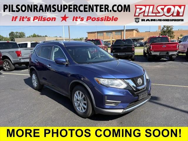 2018 Nissan Rogue SV for sale in Charleston, IL