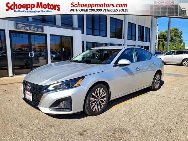 2023 Nissan Altima SV FWD for sale in Madison, WI
