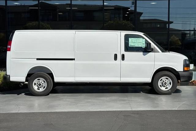 2025 GMC Savana Cargo RWD 2500 Extended Wheelbase Work Van