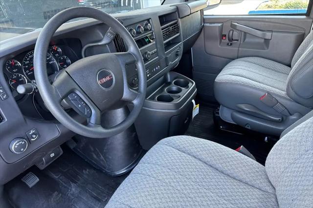 2025 GMC Savana Cargo RWD 2500 Extended Wheelbase Work Van