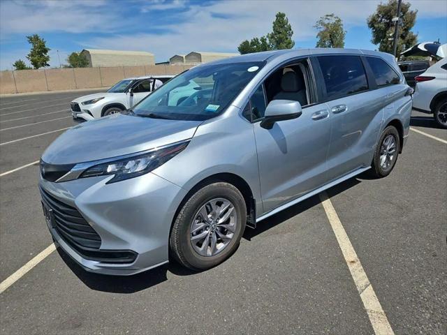 2024 Toyota Sienna LE for sale in Beaverton, OR