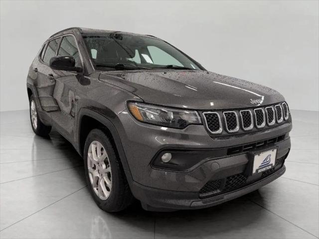 2023 Jeep Compass Latitude Lux FWD for sale in Appleton, WI