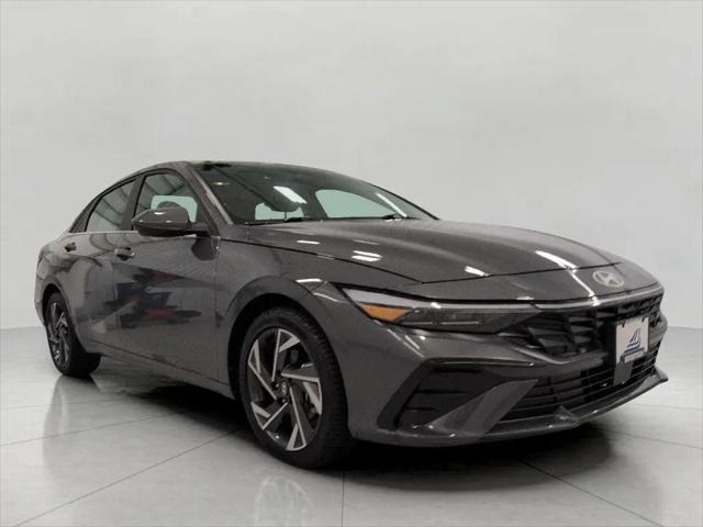 2024 Hyundai Elantra SEL for sale in Appleton, WI