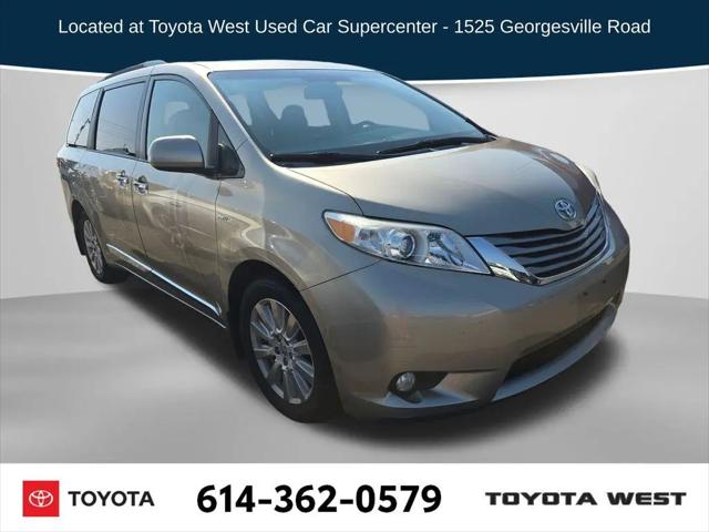 2017 Toyota Sienna XLE 7 Passenger for sale in Columbus, OH