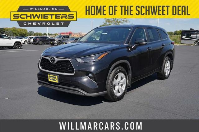 2023 Toyota Highlander LE for sale in Willmar, MN
