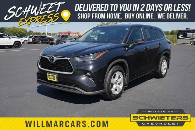 2023 Toyota Highlander LE for sale in Willmar, MN