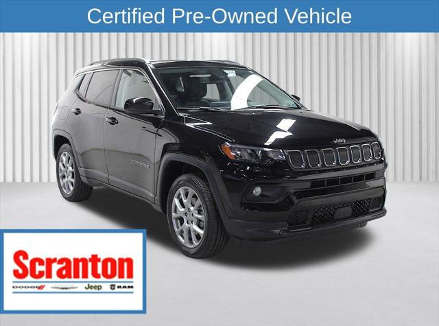 2022 Jeep Compass Latitude Lux 4x4 2022 Jeep Compass Latitude Lux 4x4