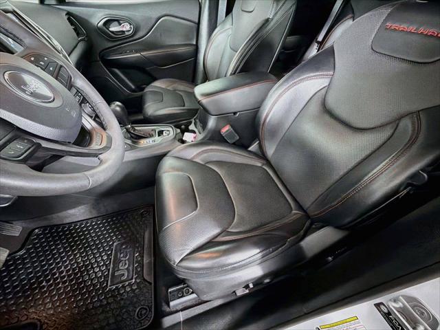 2022 Jeep Cherokee Trailhawk 4x4 2022 Jeep Cherokee Trailhawk 4x4