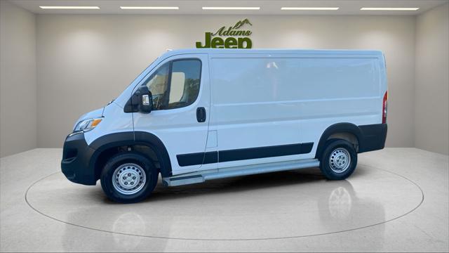 2025 RAM ProMaster 2500 Cargo Van Tradesman Low Roof 136 WB w/Pass Seat 2025 RAM ProMaster 2500 Cargo Van Tradesman Low Roof 136 WB w/Pass Seat