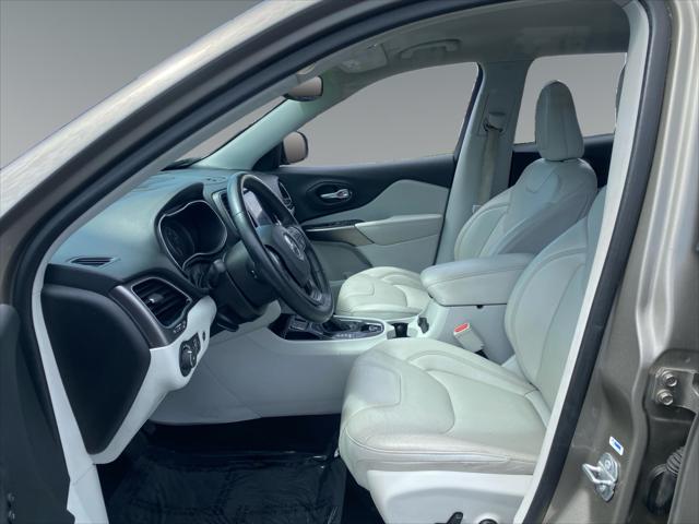 2019 Jeep Cherokee Limited FWD