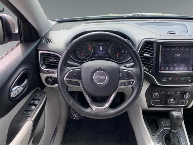 2019 Jeep Cherokee Limited FWD