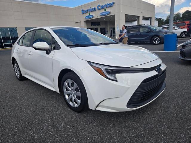 2025 Toyota Corolla Hybrid LE