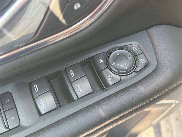 2023 GMC Yukon 4WD AT4