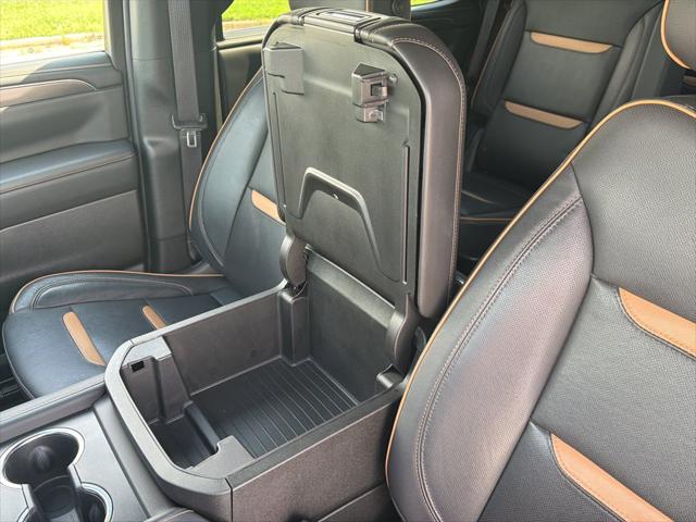 2023 GMC Yukon 4WD AT4
