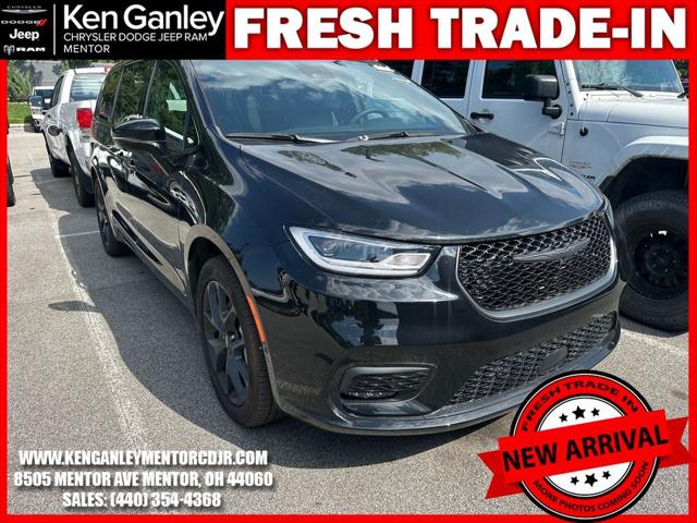2024 Chrysler Pacifica Limited AWD for sale in Mentor, OH