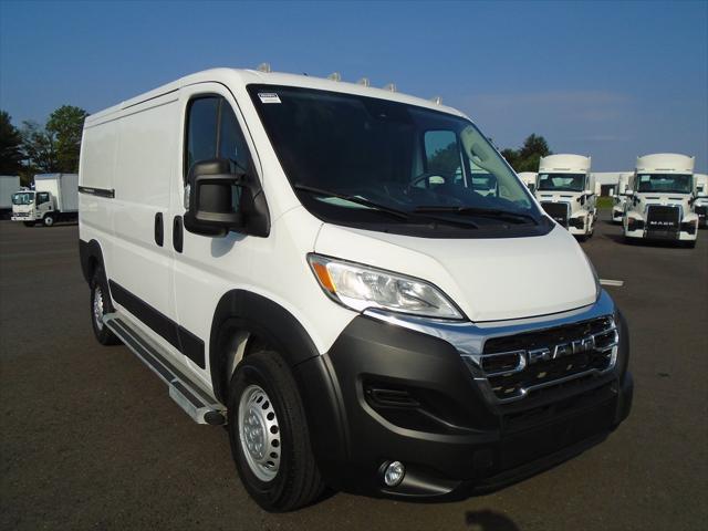 2025 RAM ProMaster 2500 Cargo Van Tradesman Low Roof 136 WB w/Pass Seat